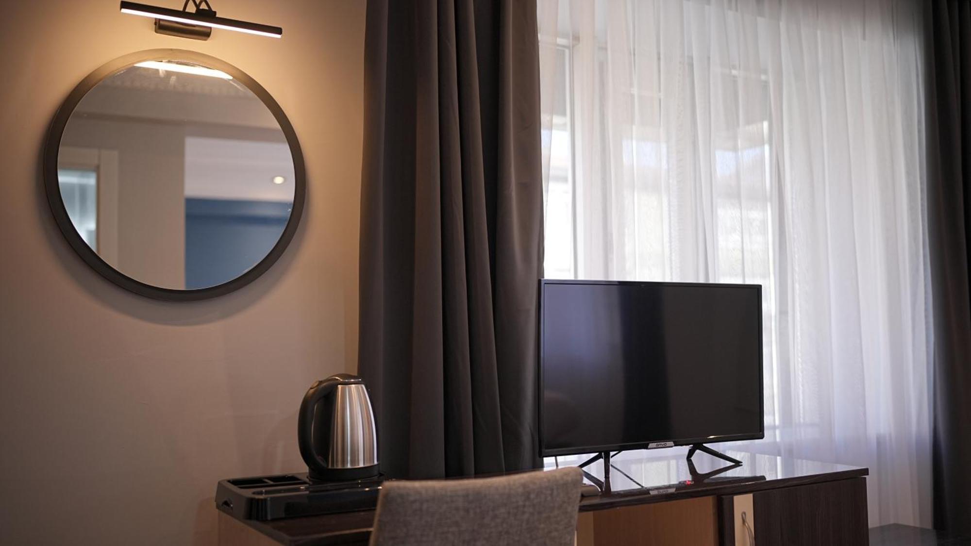 Ardos Park Hotel 4*